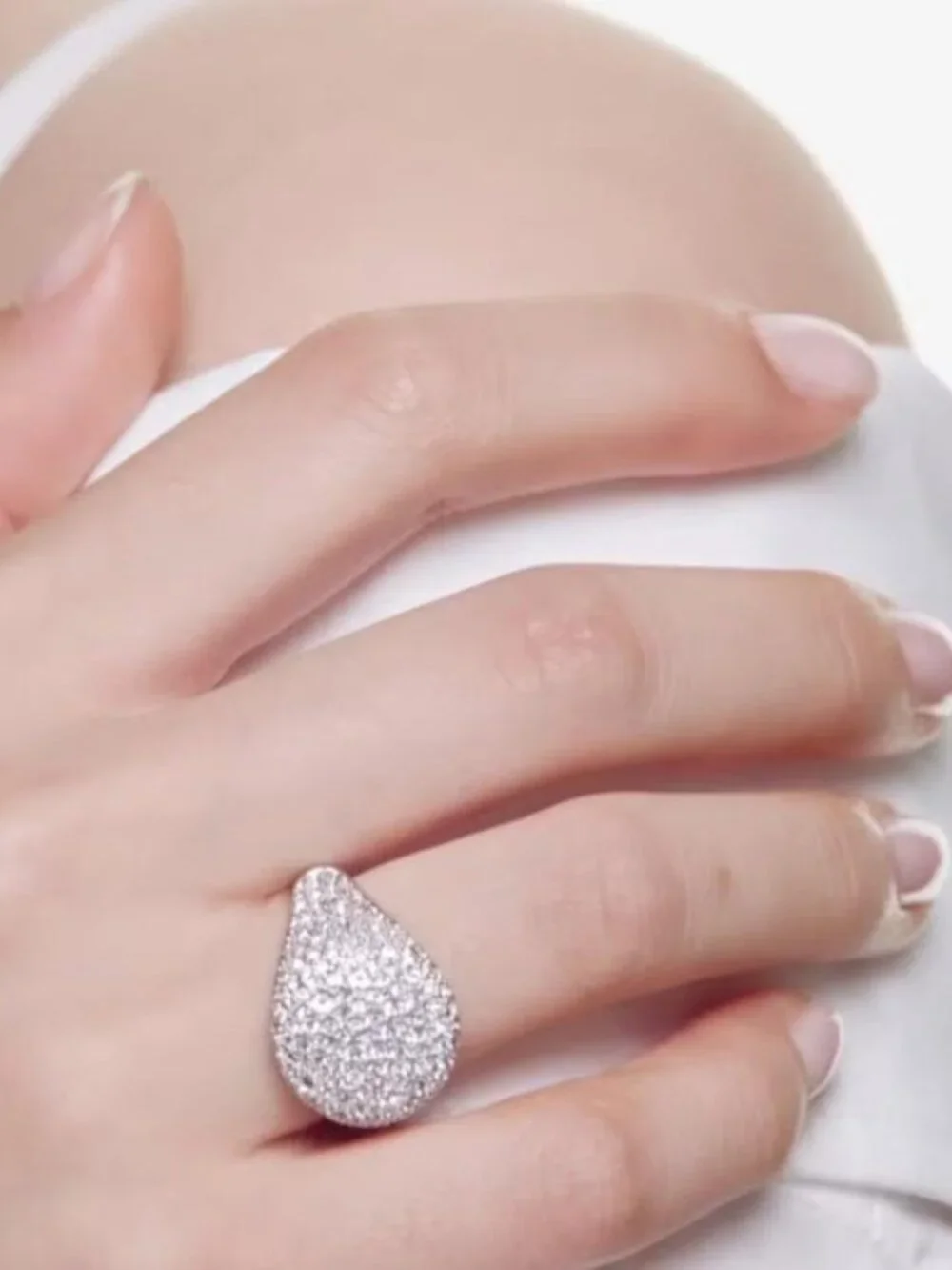Swarovski Meteora Cocktail Crystal Ring